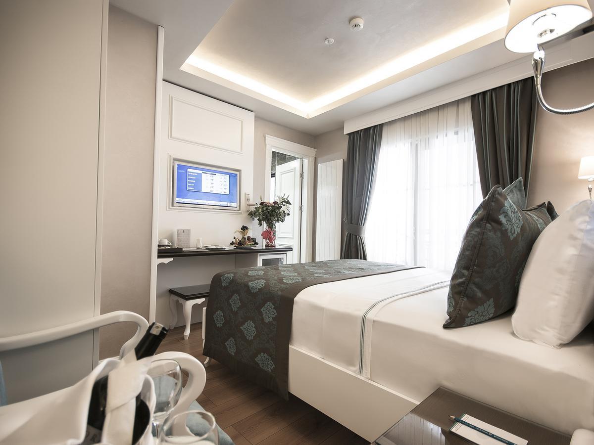 Hotel Antusa Palace & 4*