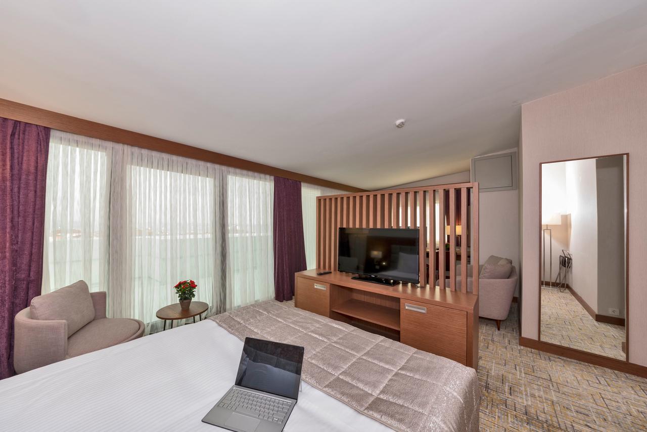 Land Park 4* Istanbul