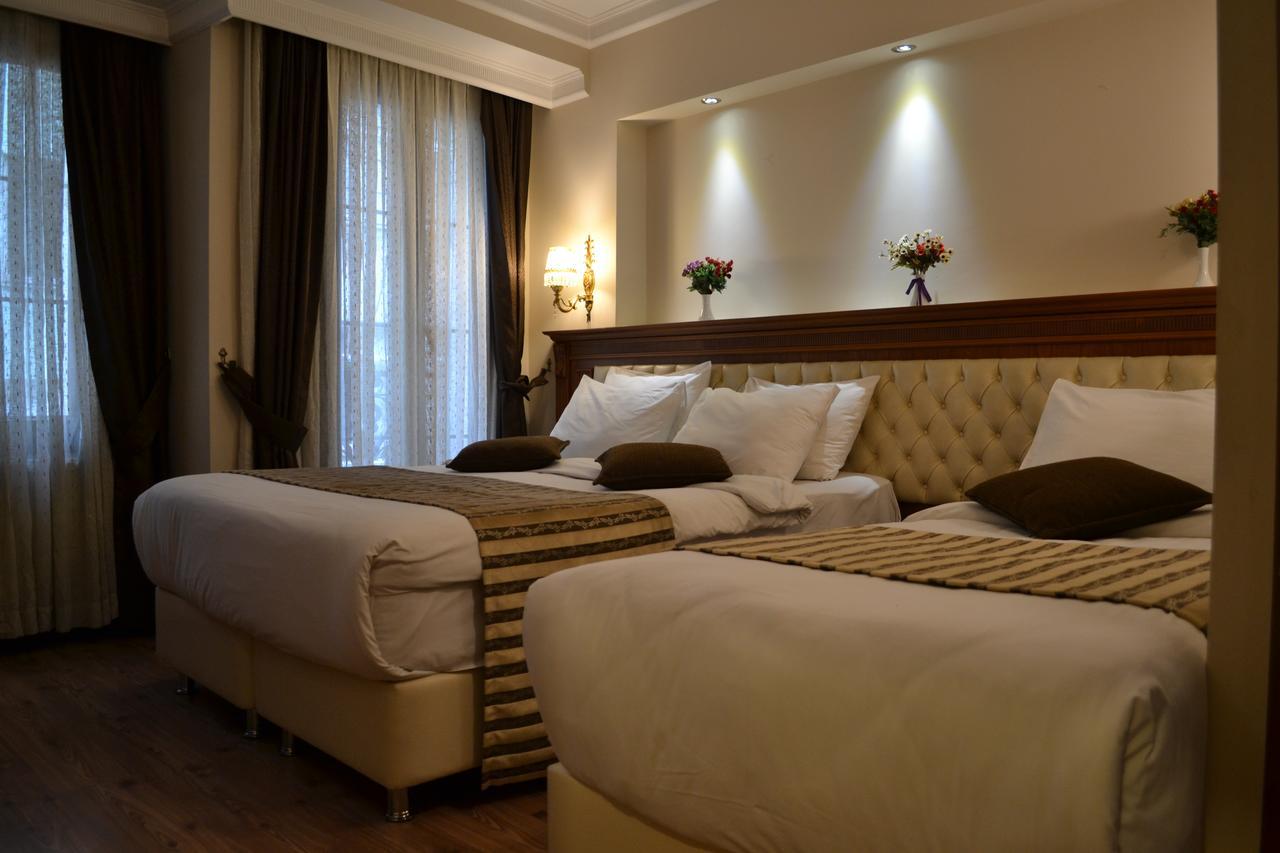 Hotel Seven Days -