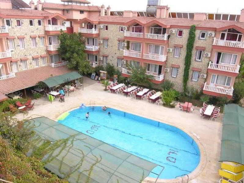 Mediterranean Garden Apartment