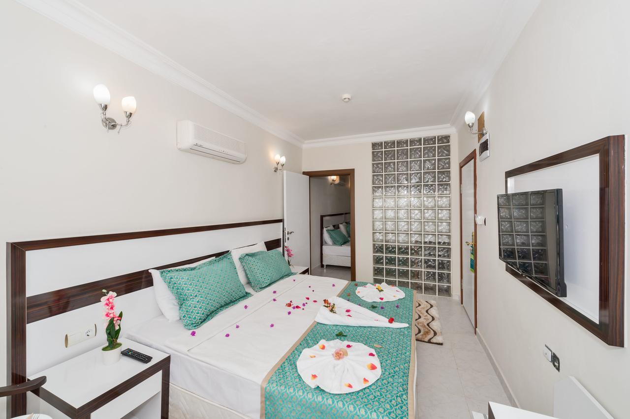 Carpe Diem Gold Hotel 2*