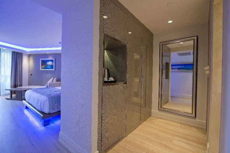 Lykia World Antalya Hotel