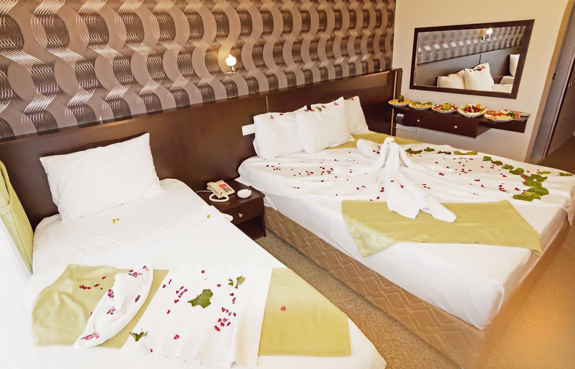 Gold Hotel Guzelcamli