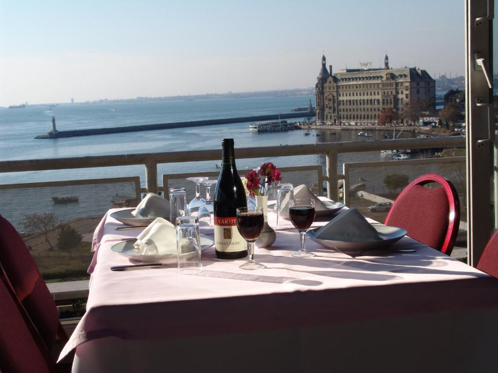 Hotel Kadikoey Rihtim 3*