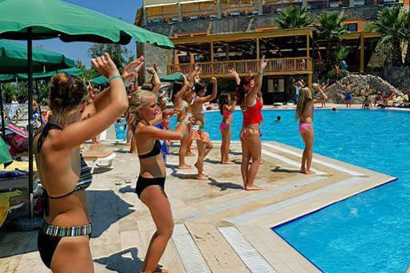 Resort Green Beach Resort 5*