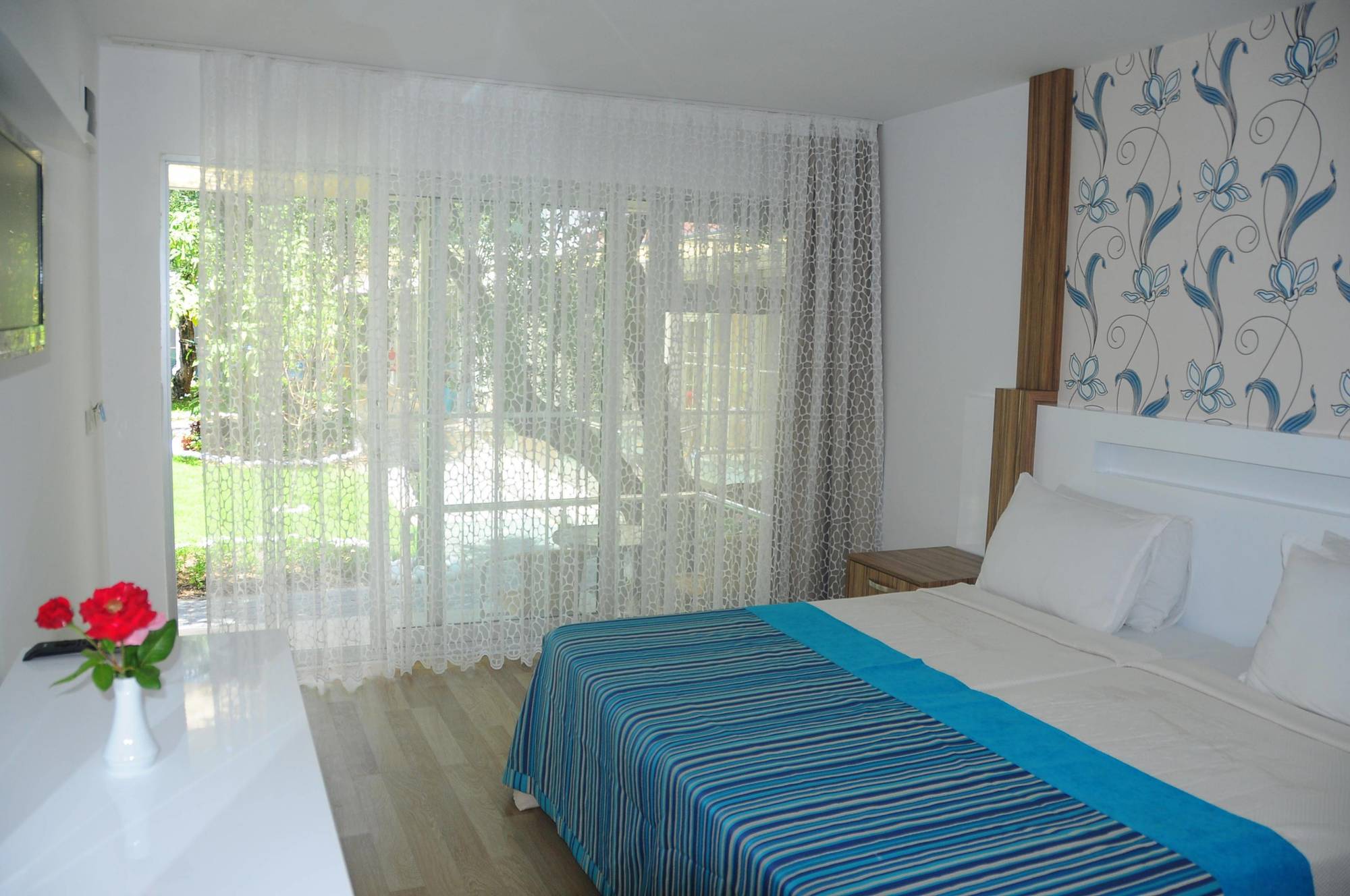 Clover Magic Altinkum Park Hotel 3*