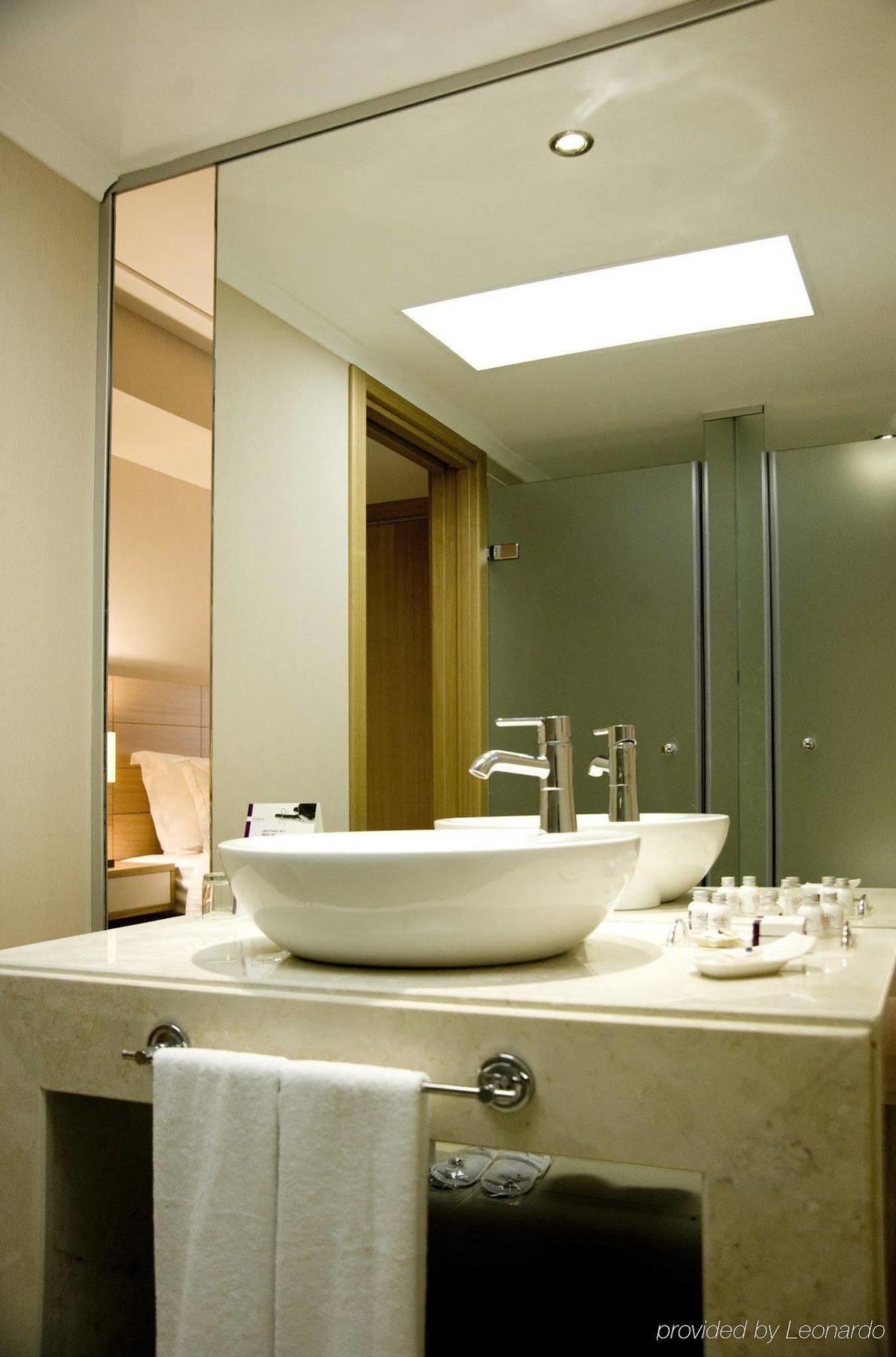 Hotel Anemon Grand