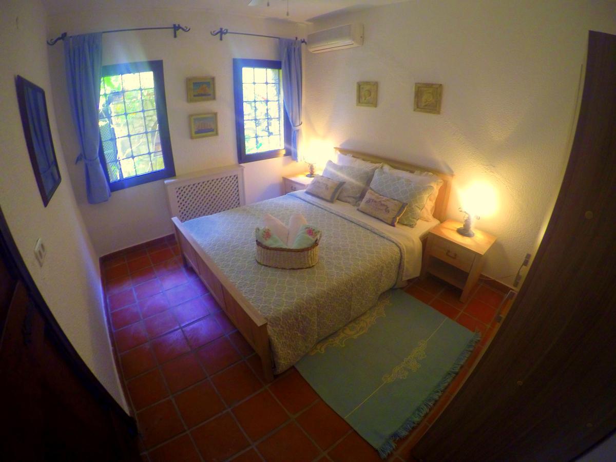 Cosy Bed & Breakfast 3*