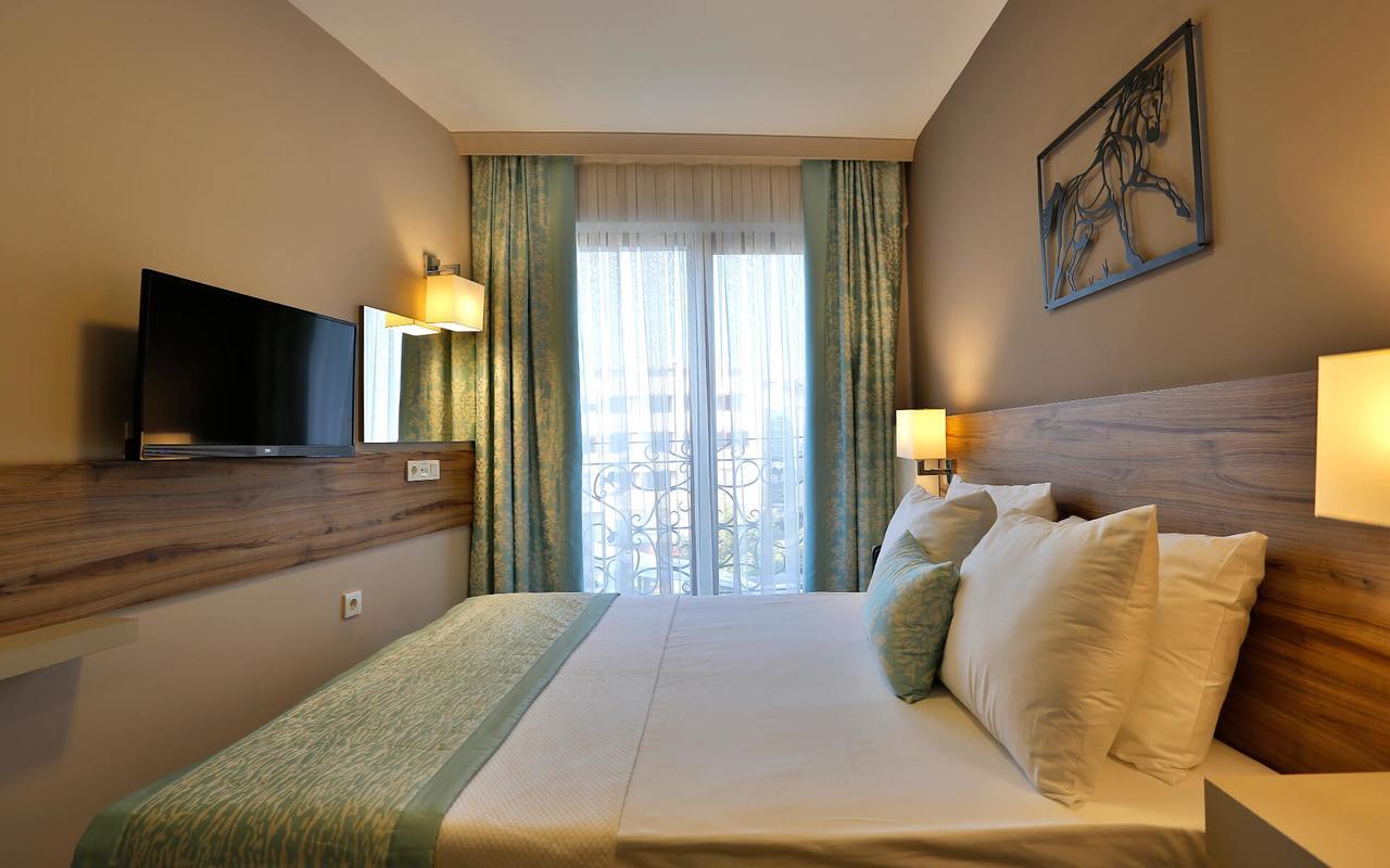 Kule Hotel 3*