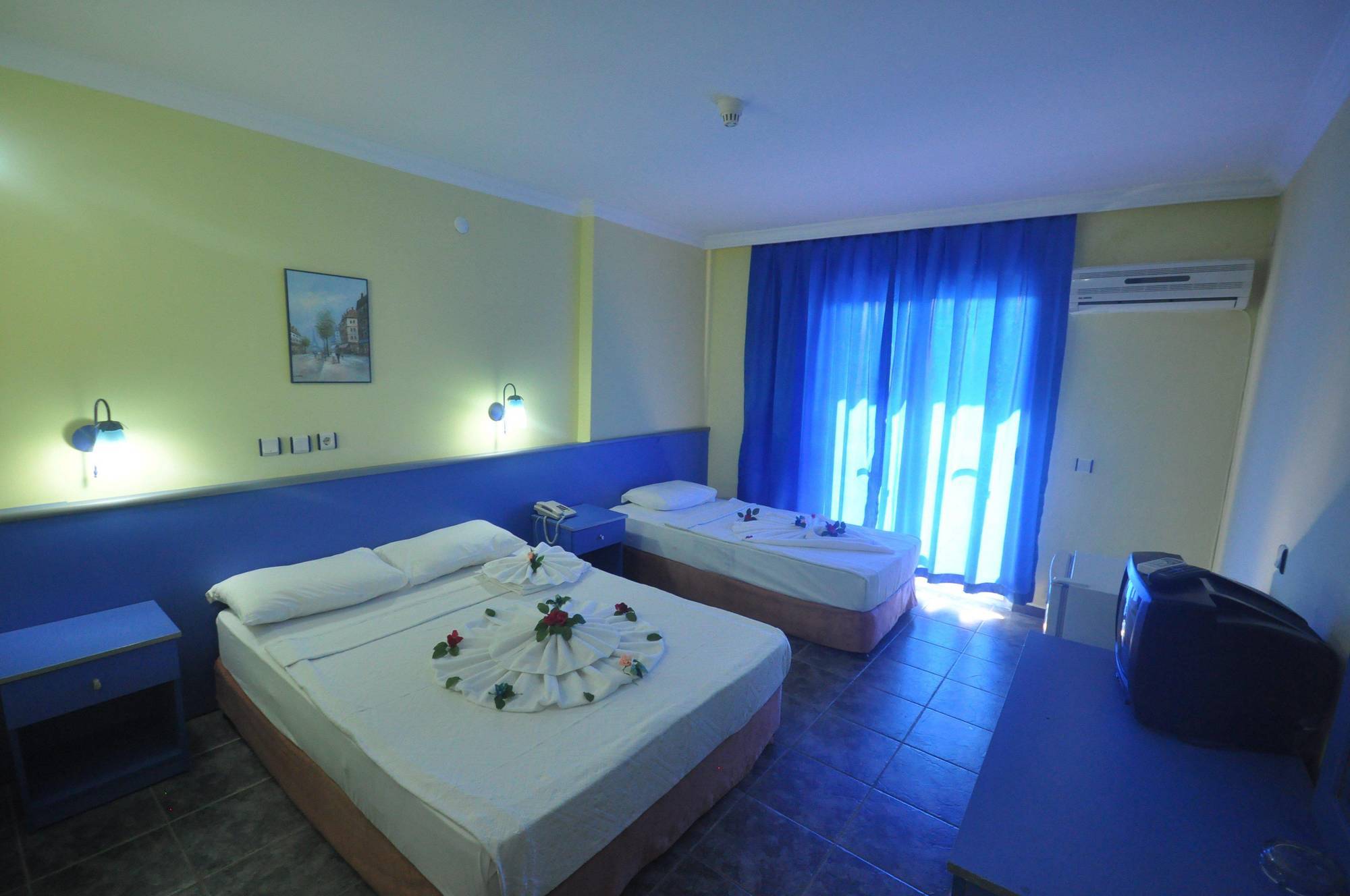 Sea Center Hotel 2*