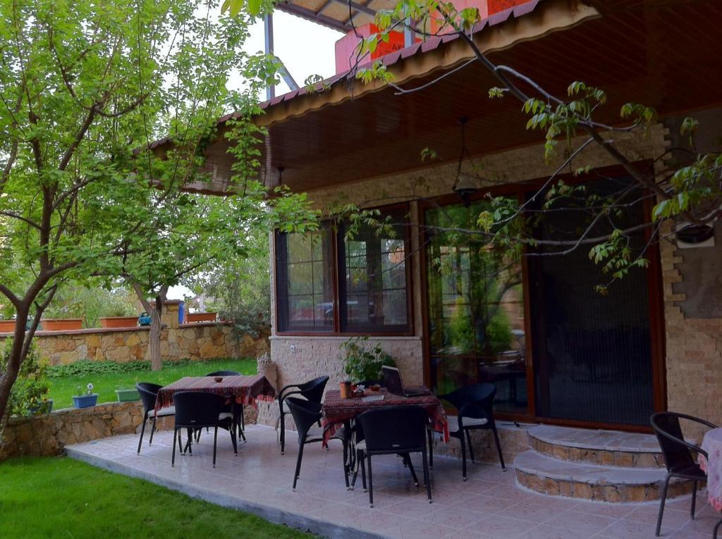 Guest house Sinter Terasse House