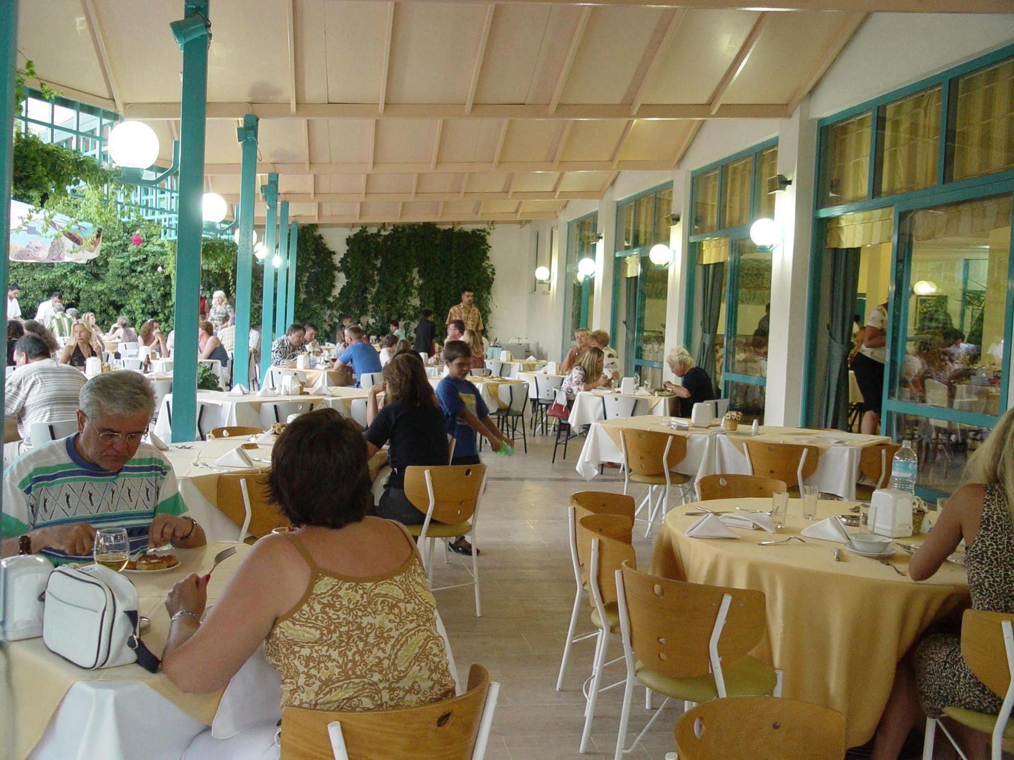 Hotel Tropical