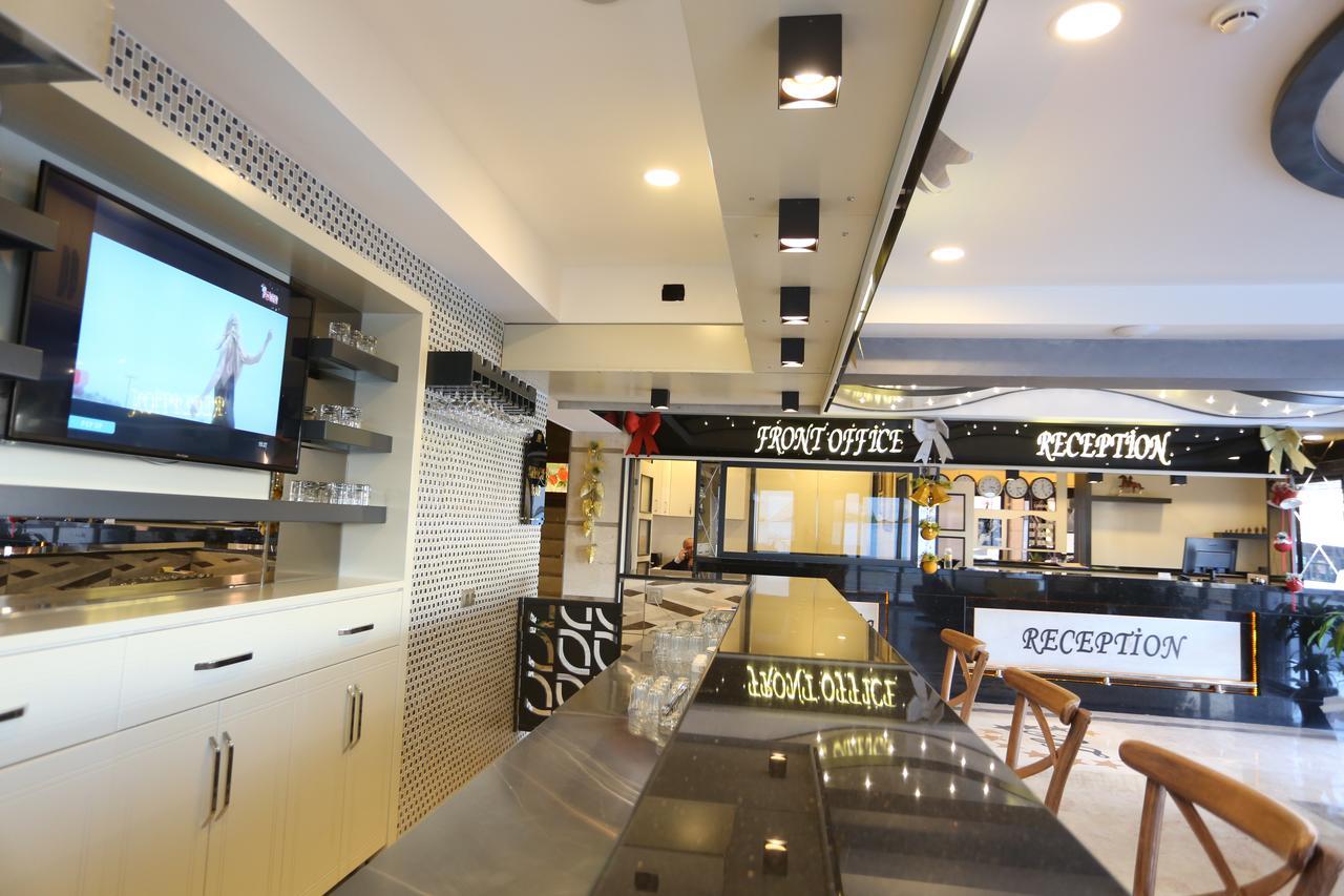Life Corner Izmir