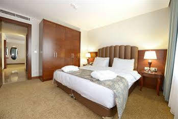 Hotel Ramada Plaza Altin Kayisi