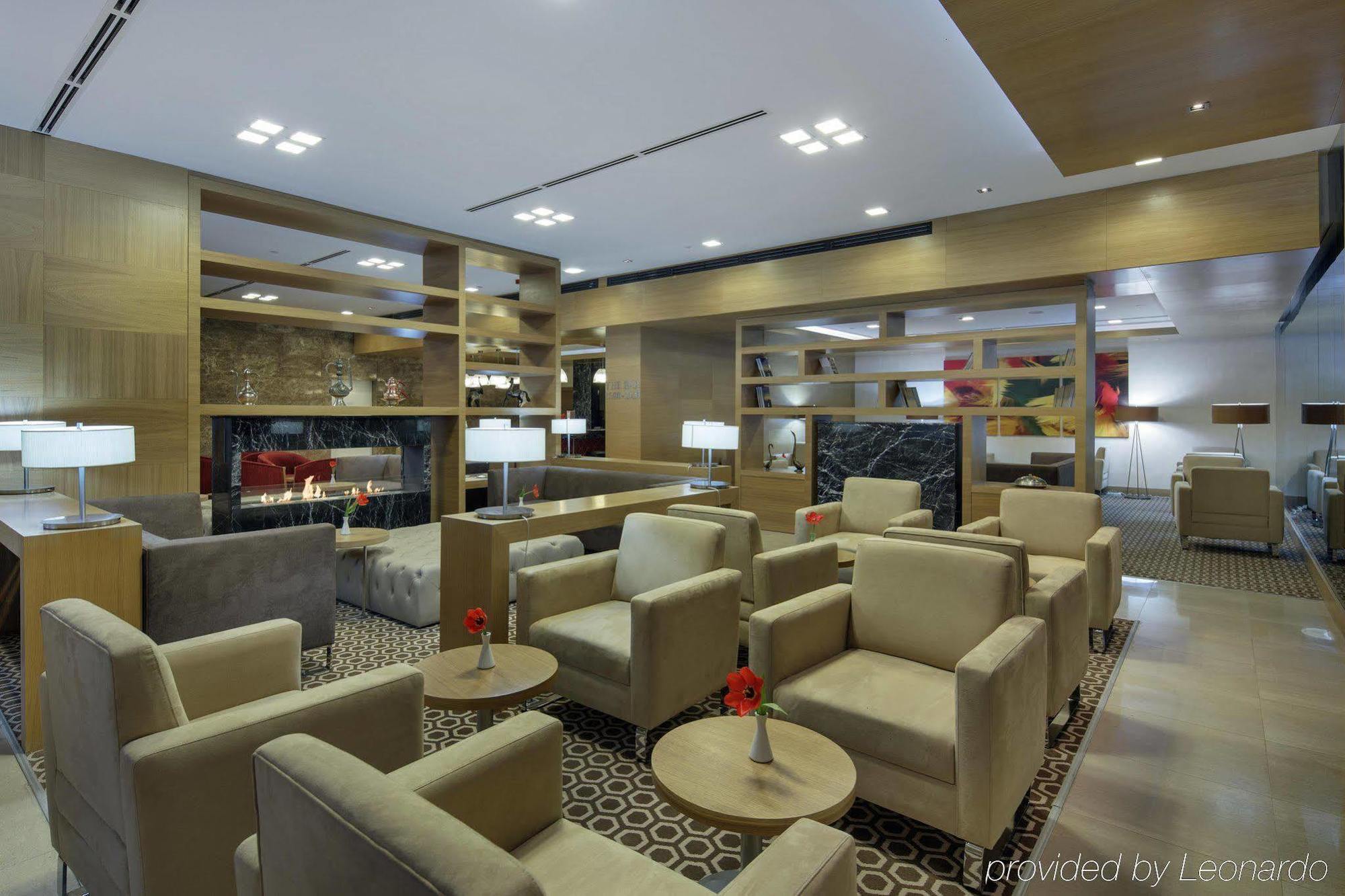 Wyndham Garden Hotel 4*