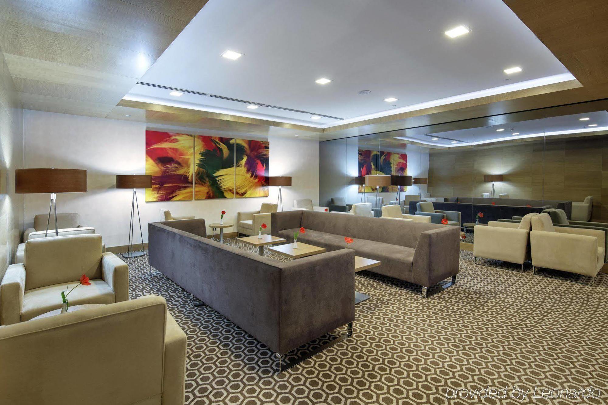 Wyndham Garden Hotel 4*