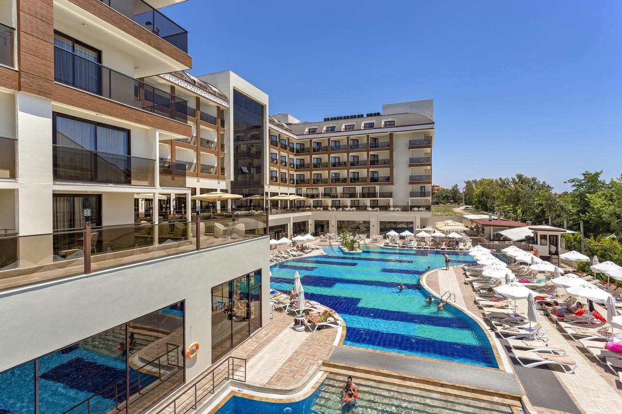 Glamour & Hotel 5*