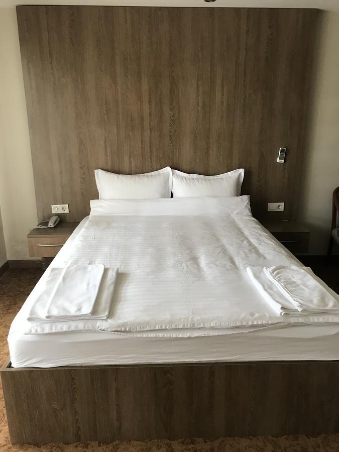 Hotel Ny World 3*