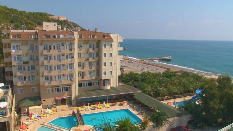 Rheme Beach Hotel