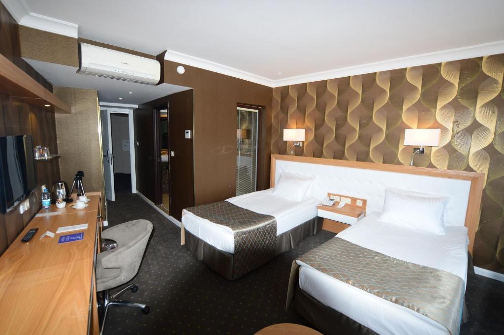 Hotel Akol 4*