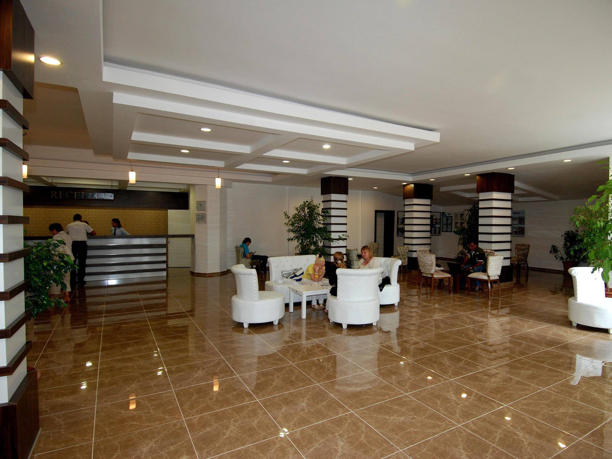 Hotel Maya Golf (adults Only) Side