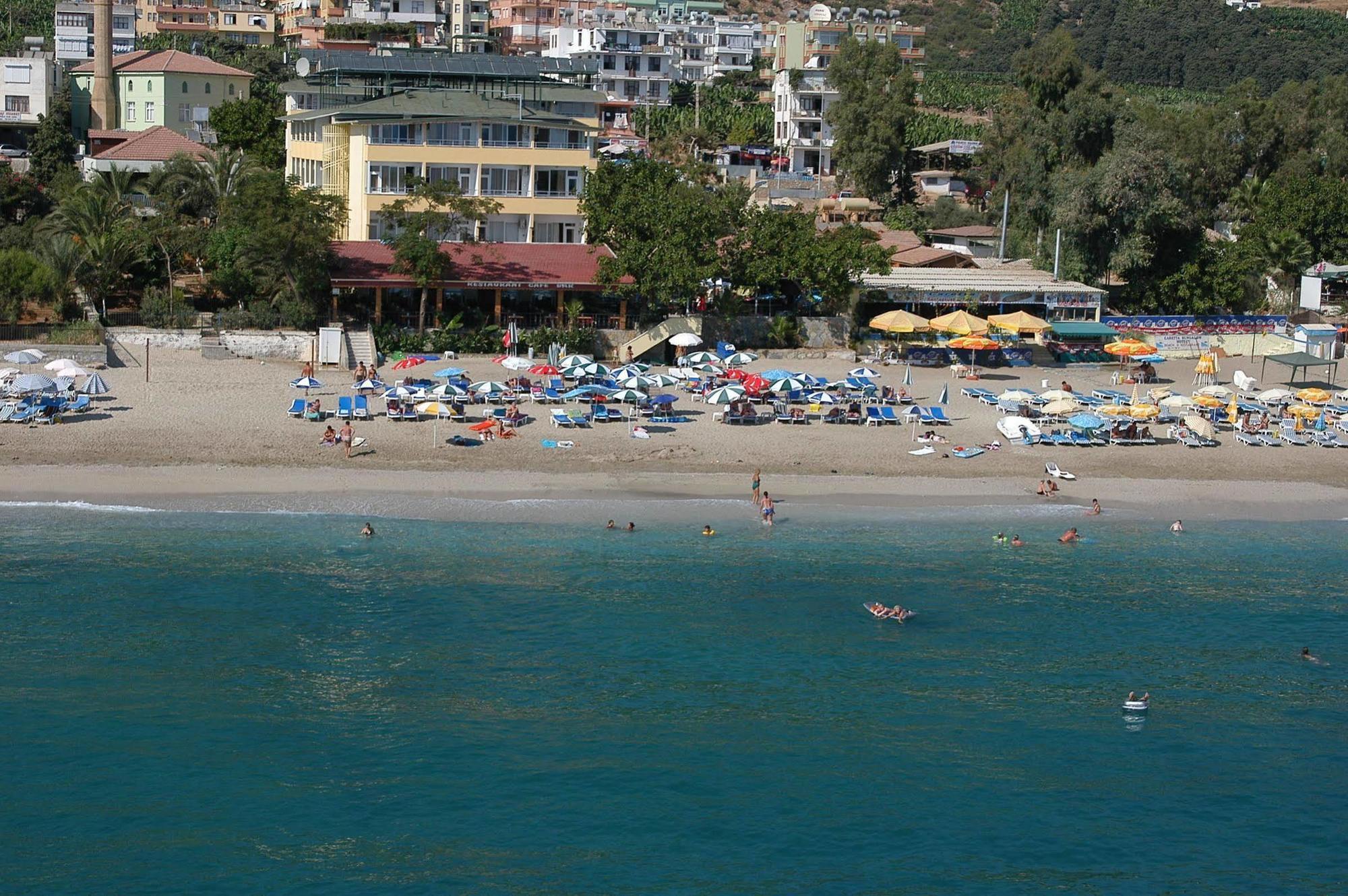 Hotel Muz 2*
