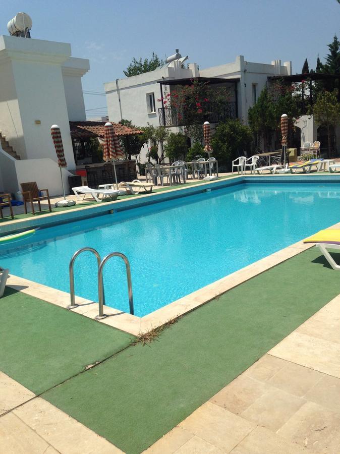 Aparthotel Mandarin Apart 5*