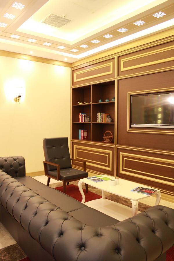 Altin & Hotel