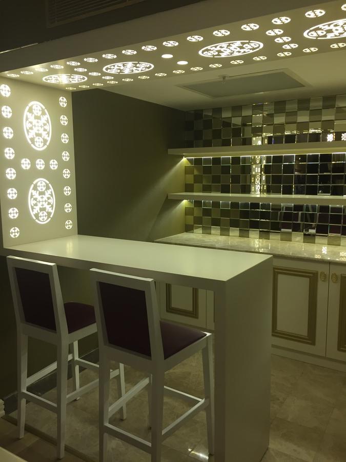 Altin & Hotel
