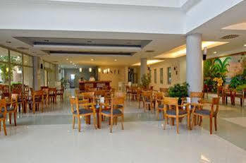 Suntopia Tropical 4*