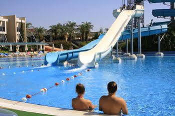 Hotel Suntopia Tropical