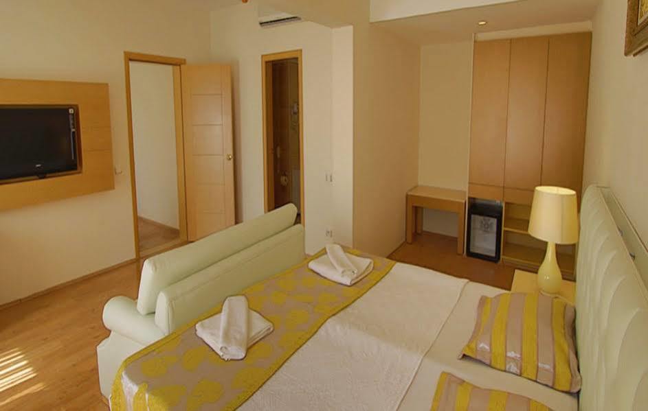 Ladonia Del Mare Hotel 3*