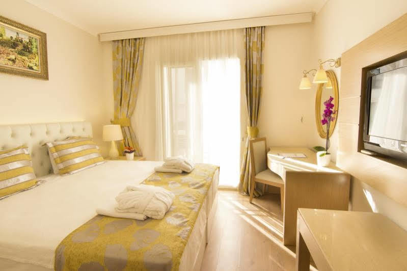 Ladonia Del Mare 3*