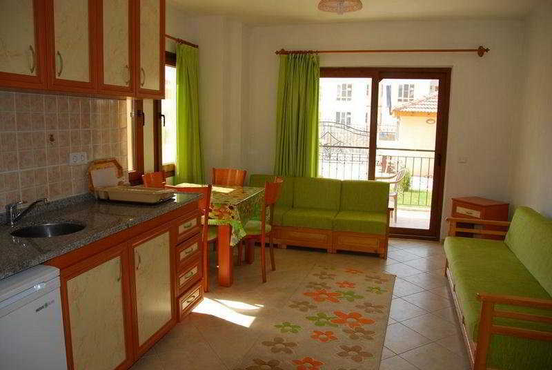 Minta Aparthotel 4*