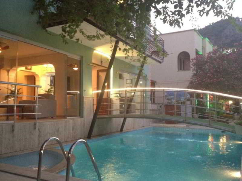 Caria Premium Hotel 3*