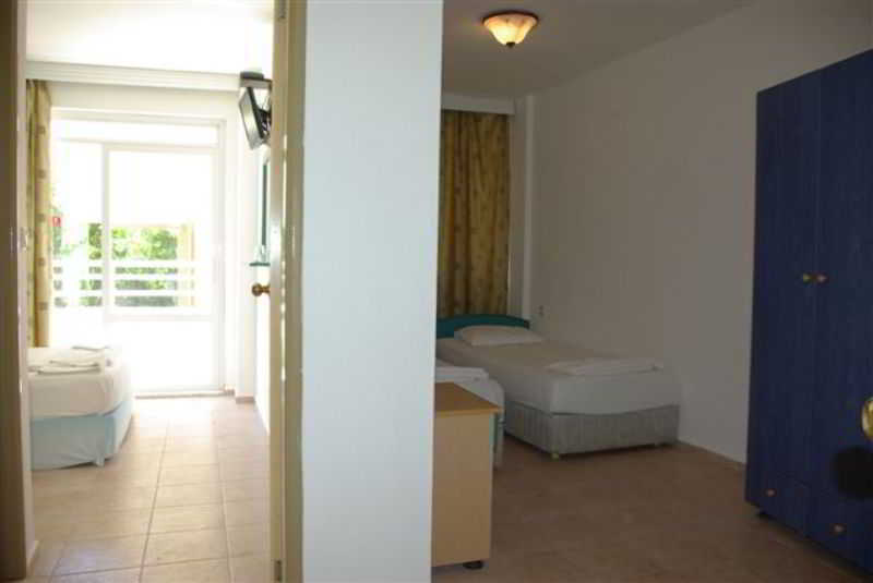 Zeybek Hotel Turunc
