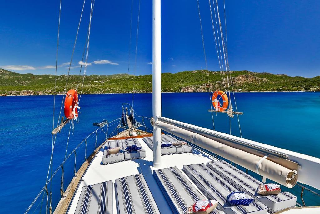 Blue Cruise * Kas