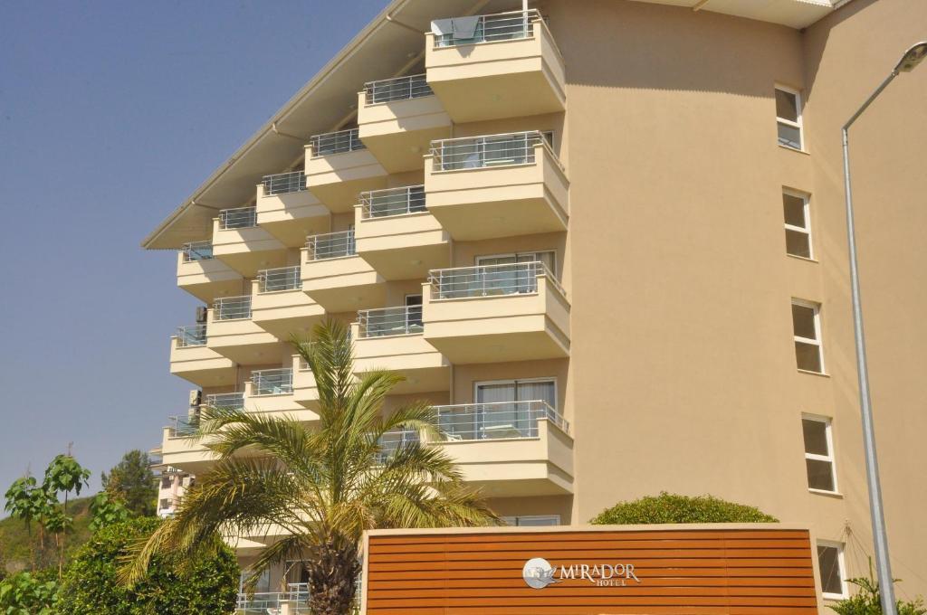 Mirador & 4*