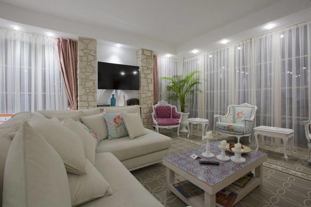 Cella & Ephesus Hotel