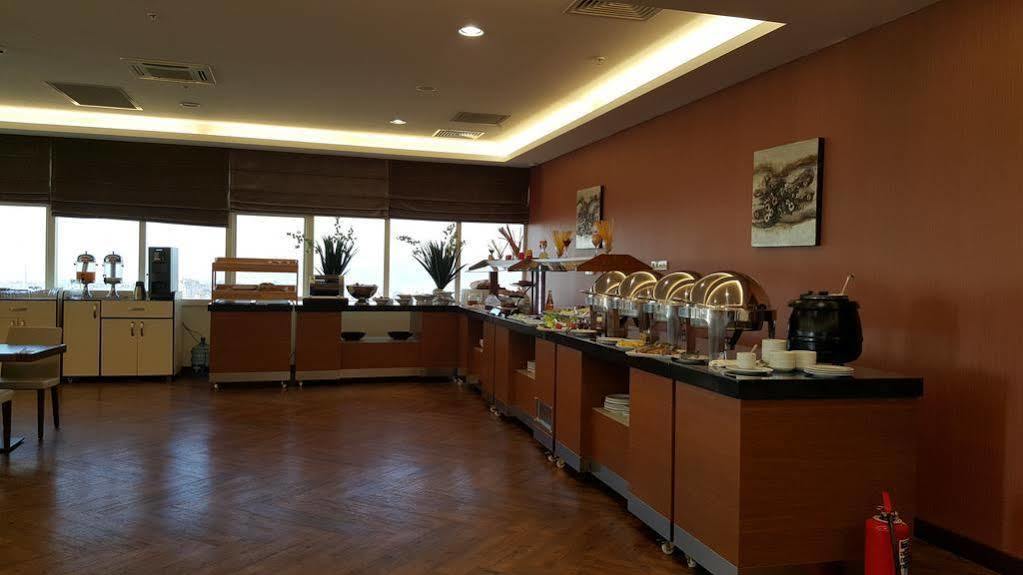 Hotel Hilton Garden Kocaeli Sekerpinar 4*