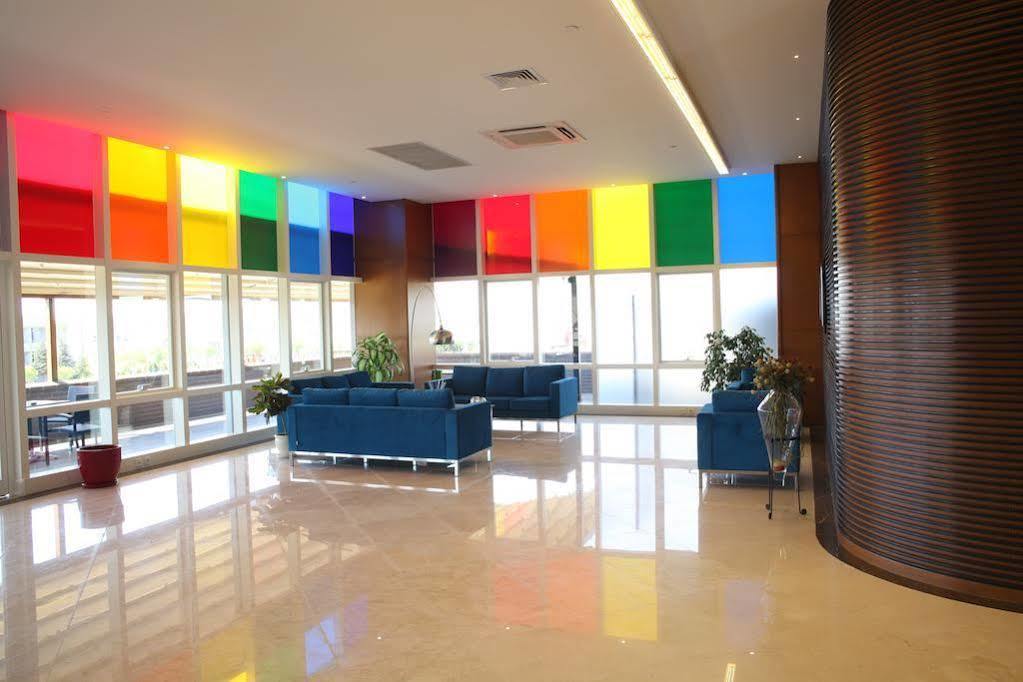 Hilton Garden Kocaeli Sekerpinar Sekerpinari