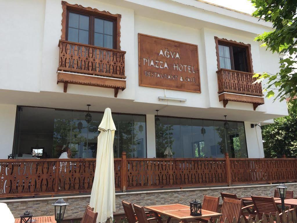 Piazza Agva (Marmara)