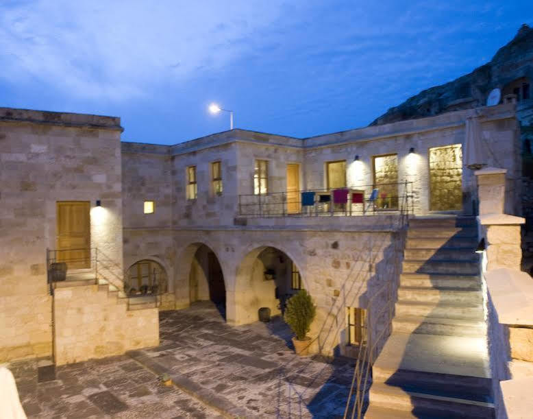 Serinn House 3*
