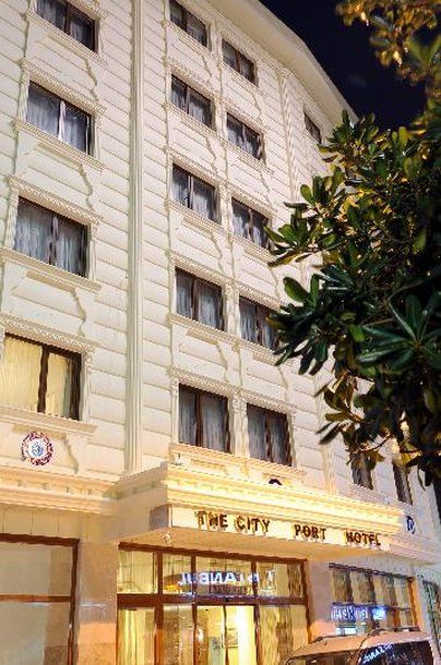 The Port Hotel