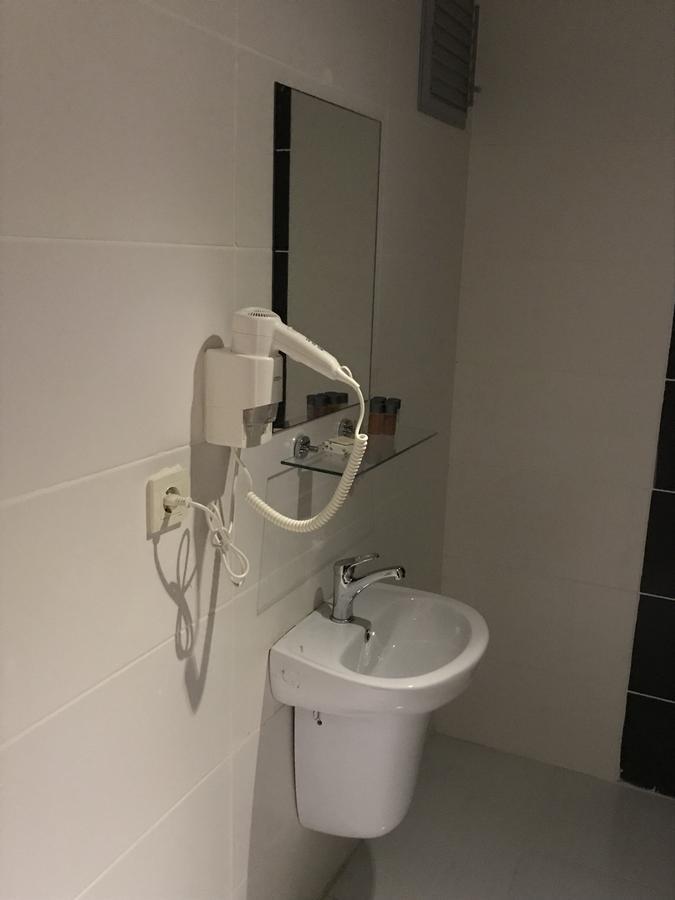 Ny World Hotel