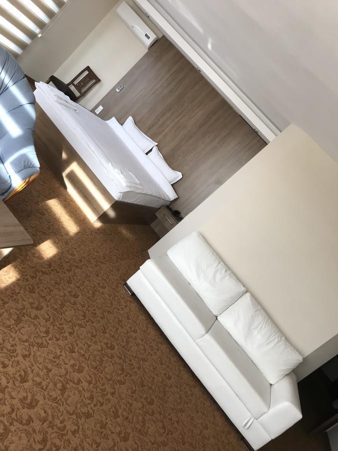 Ny World Hotel 3*