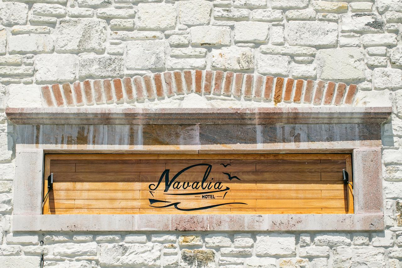 Navalia Hotel