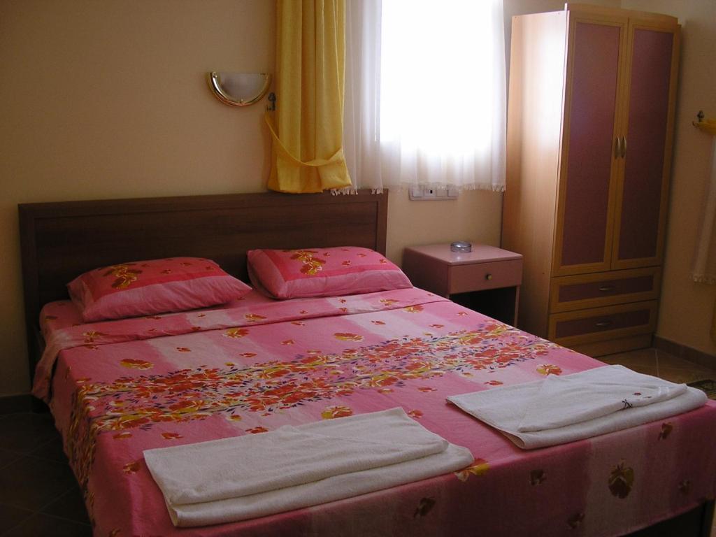 Hotel Zara *