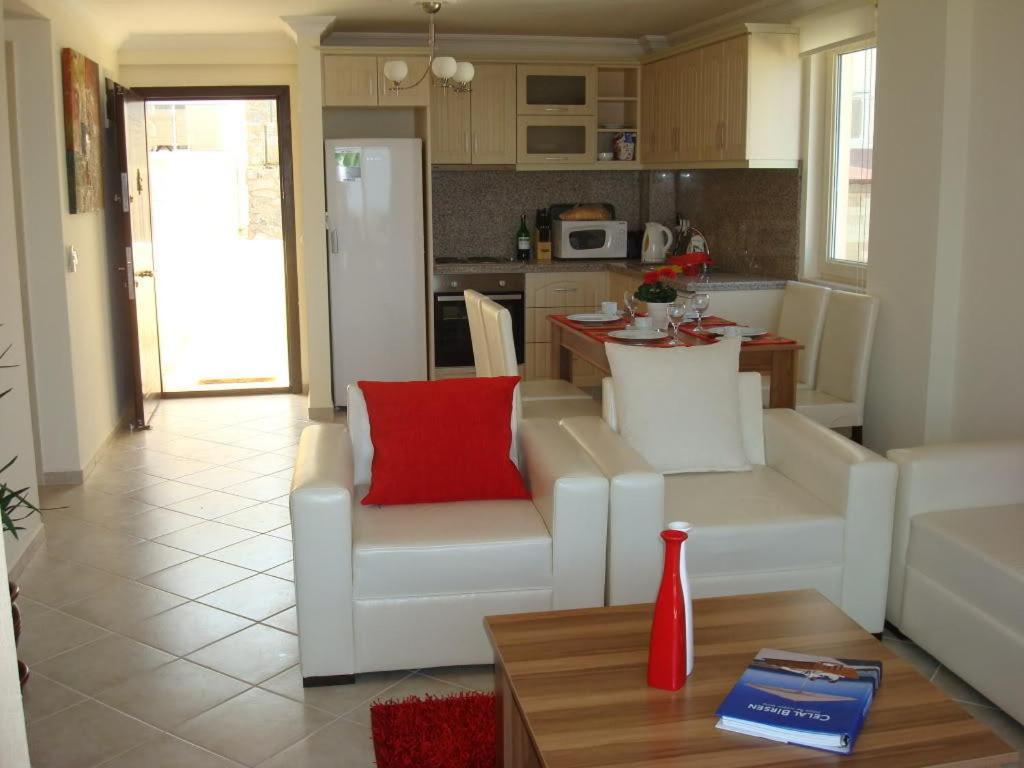 Apartment Royal Heights Bogazici