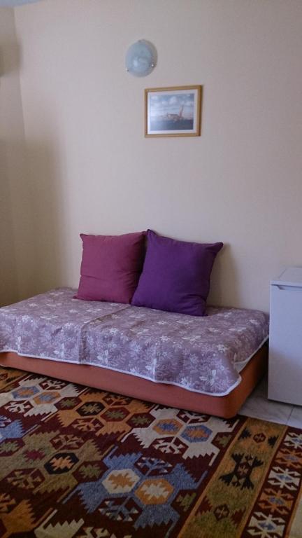 Lotus Hotel 2*